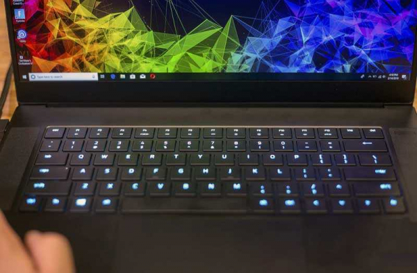 Обзор Razer Blade (2019): отличный ноутбук для игр и работы